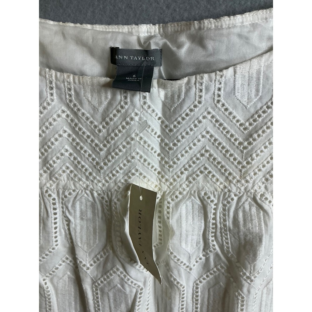 Ann Taylor Eyelet Dress 6 Sleeveless White Geometric Summer Dress‎ NWT - Picture 2 of 7